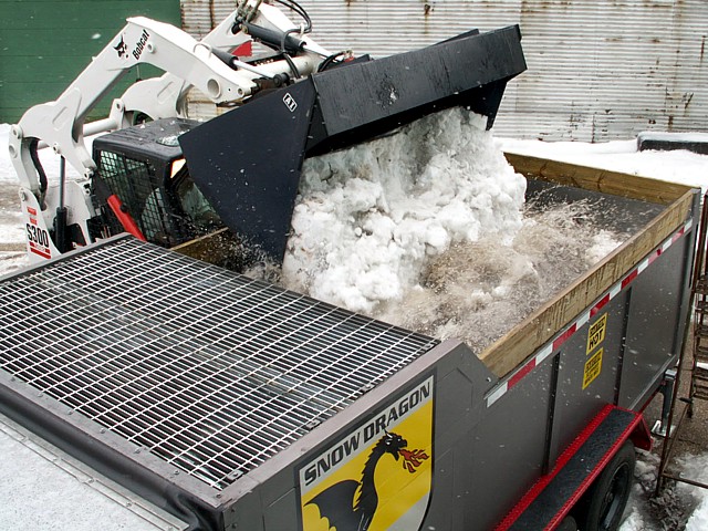 Overhead View Loading Snow - SND-RM90